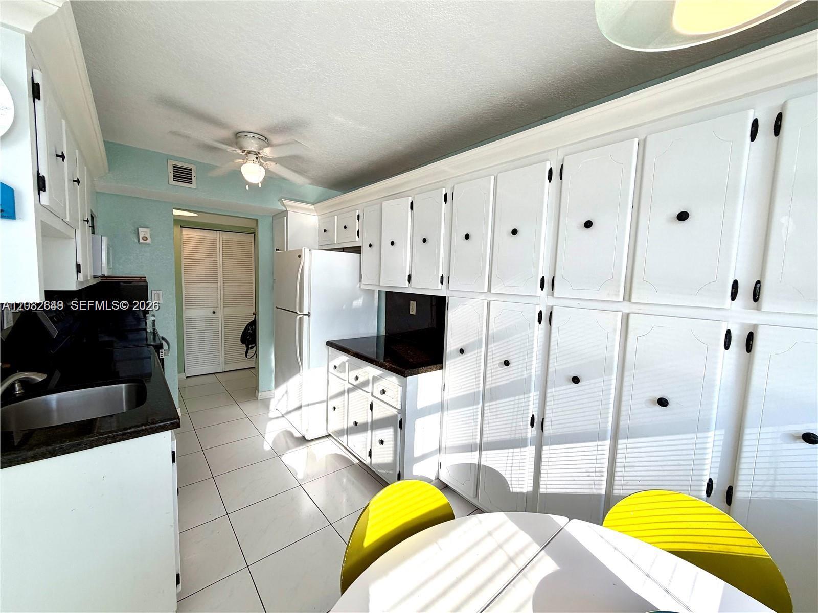 Photo of 1833 Ocean Dr #1202, Hallandale Beach, Florida, 33009 -
