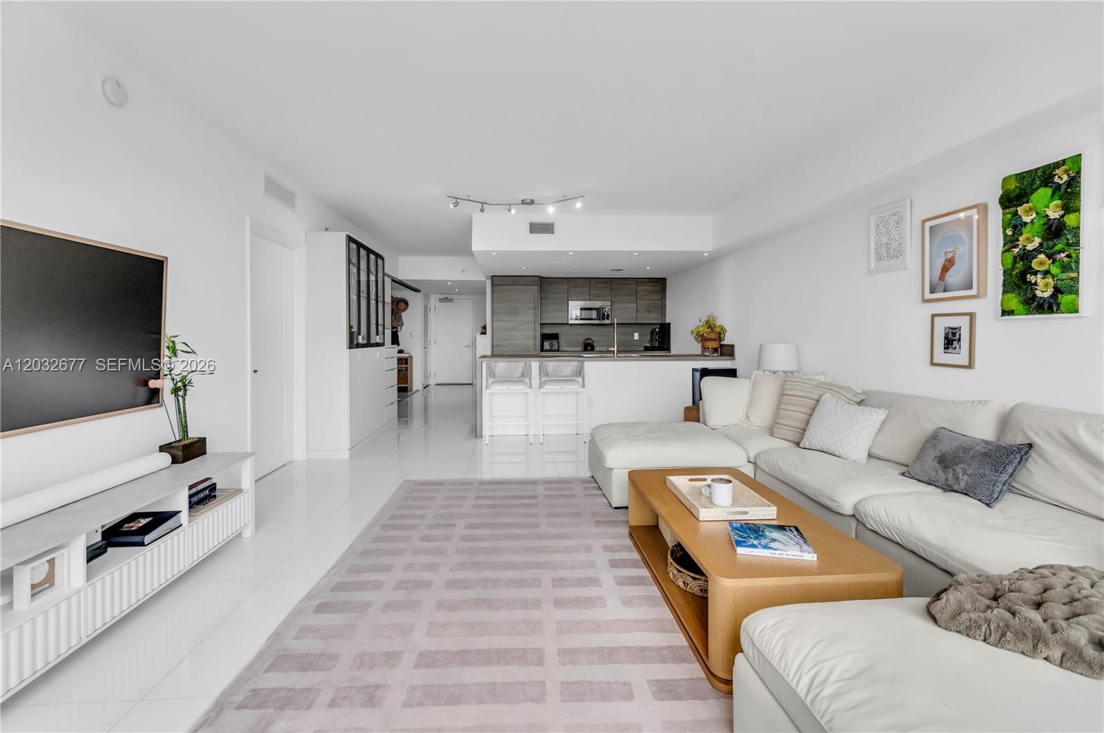 Photo of 400 Sunny Isles Blvd  #1917, Sunny Isles Beach, Florida, 33160 - 