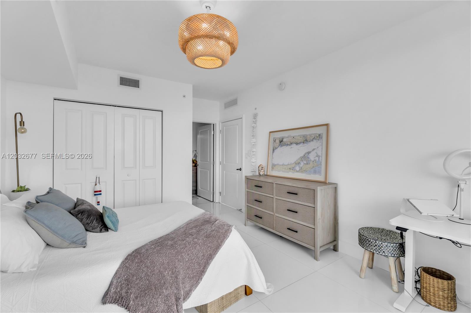 Photo of 400 Sunny Isles Blvd  #1917, Sunny Isles Beach, Florida, 33160 - 