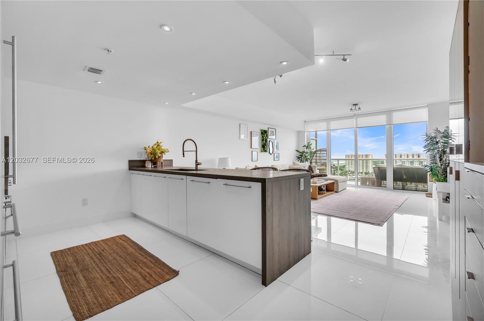 Photo of 400 Sunny Isles Blvd  #1917, Sunny Isles Beach, Florida, 33160 - 