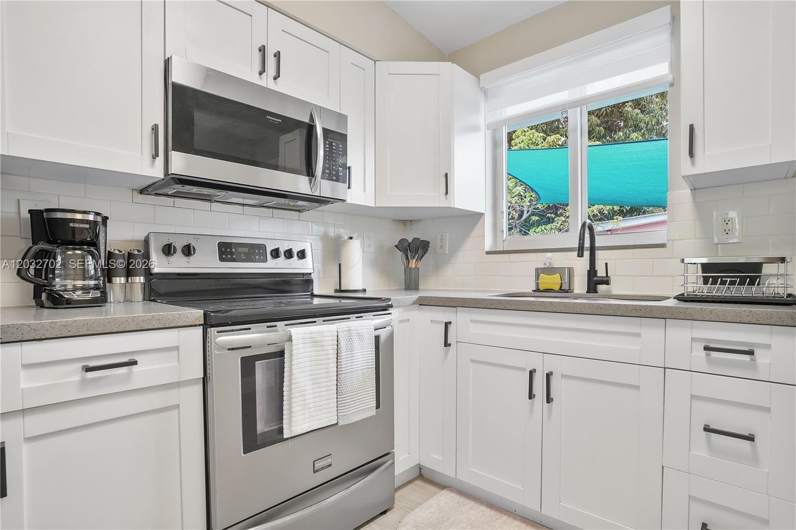 See details / 1281 sq. ft. $ 2026-06-07 0 Photo