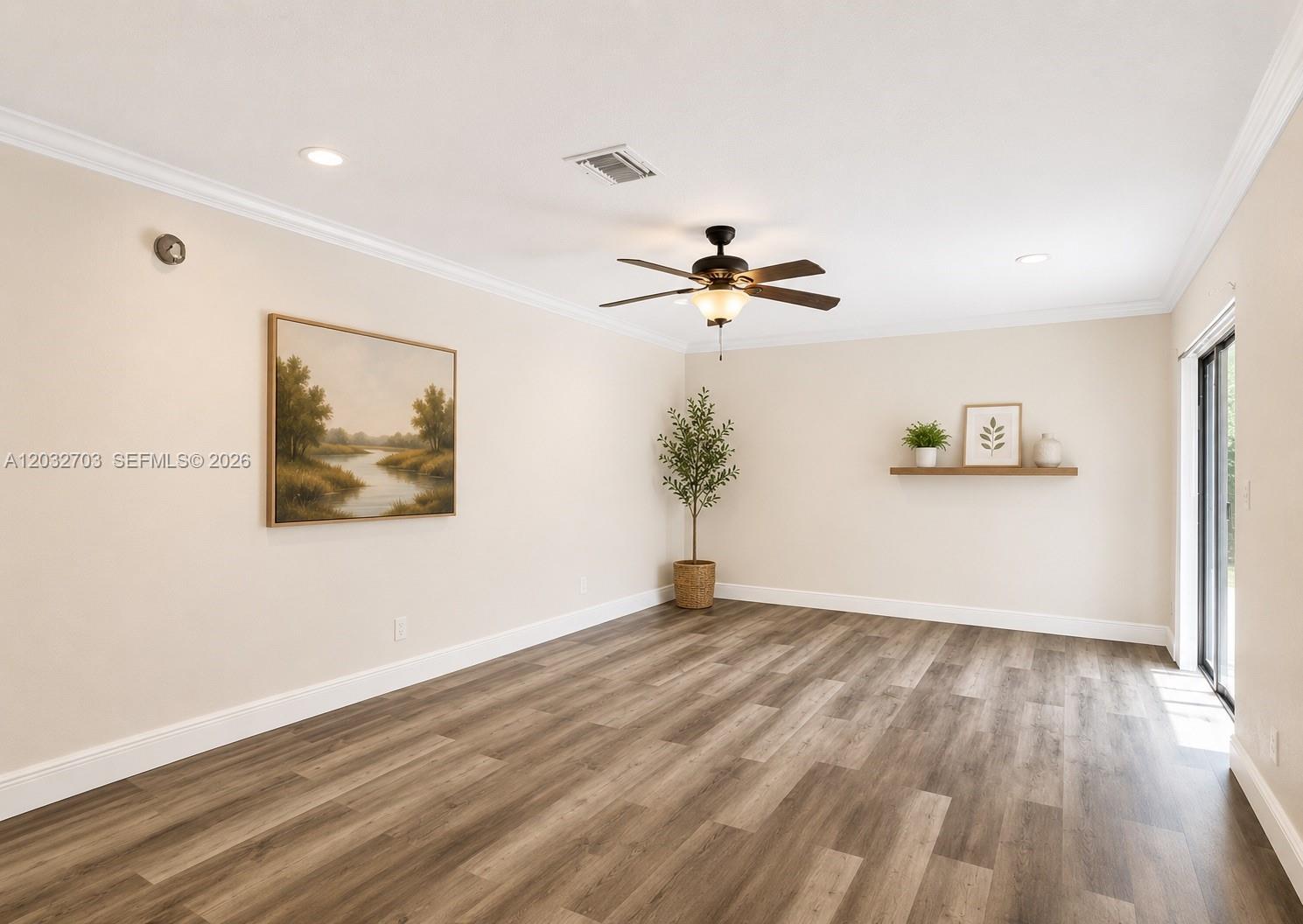 Ver detalles 2560 3 / 3 1434 sq. ft. $ 2026-06-07 0 foto