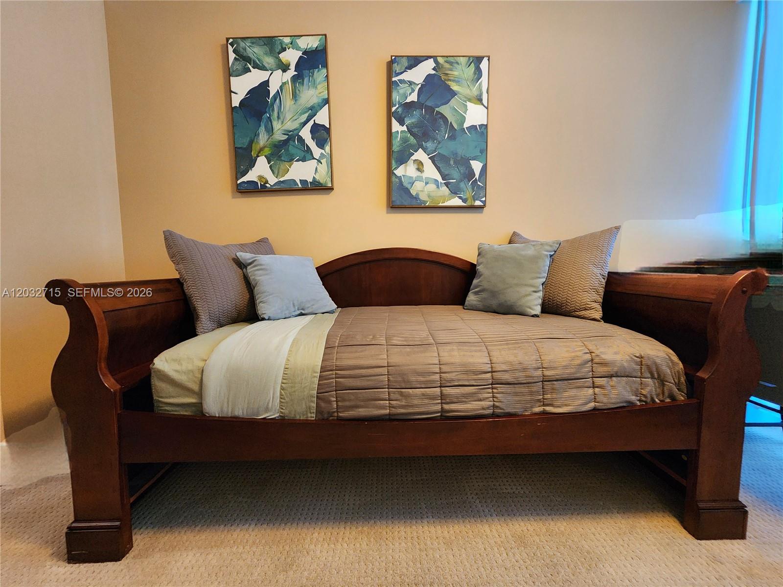 Photo of 3101 Ocean Dr  #1106, Hollywood, Florida, 33019 - Third Bedroom