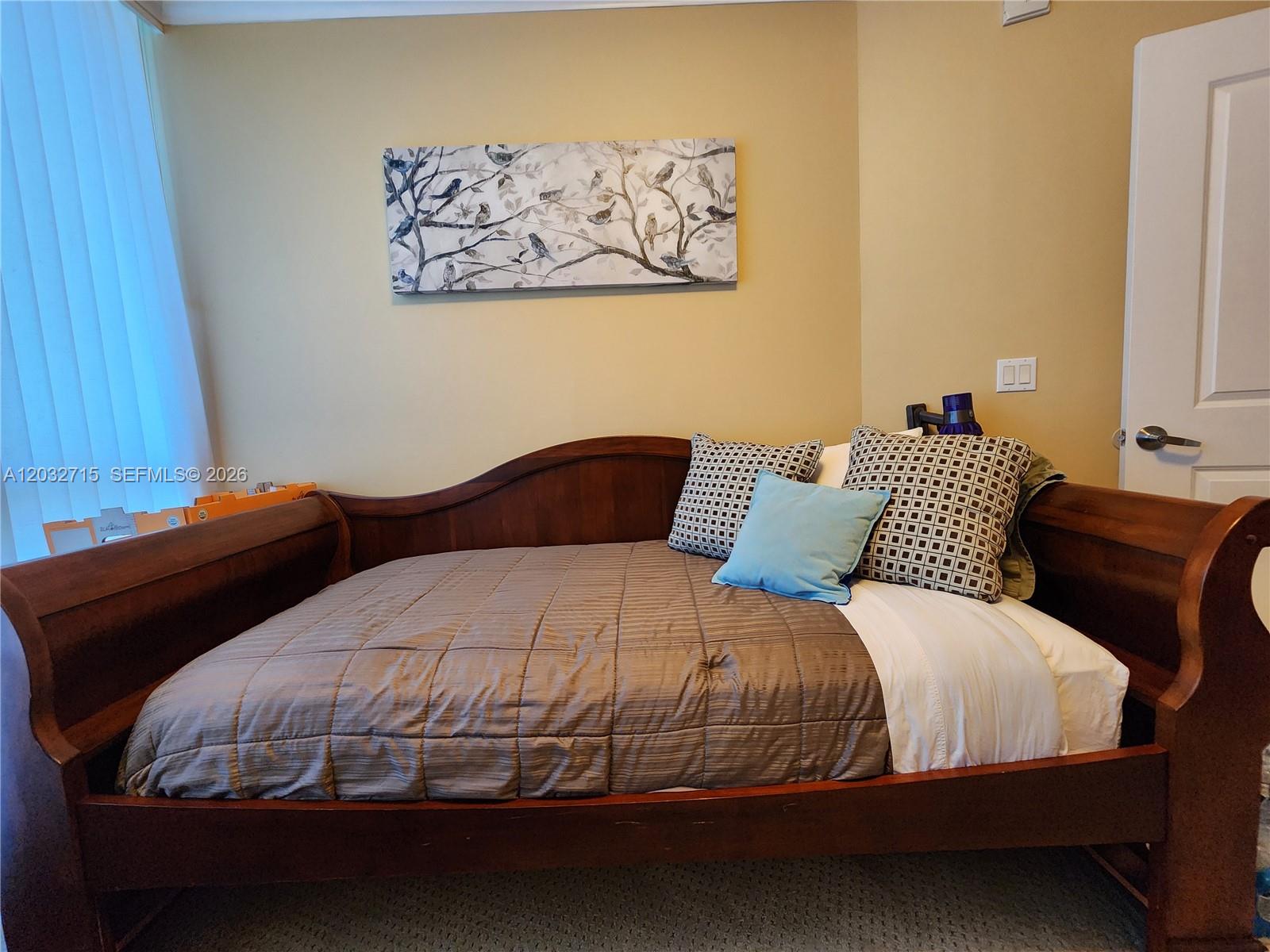 Photo of 3101 Ocean Dr  #1106, Hollywood, Florida, 33019 - Third Bedroom