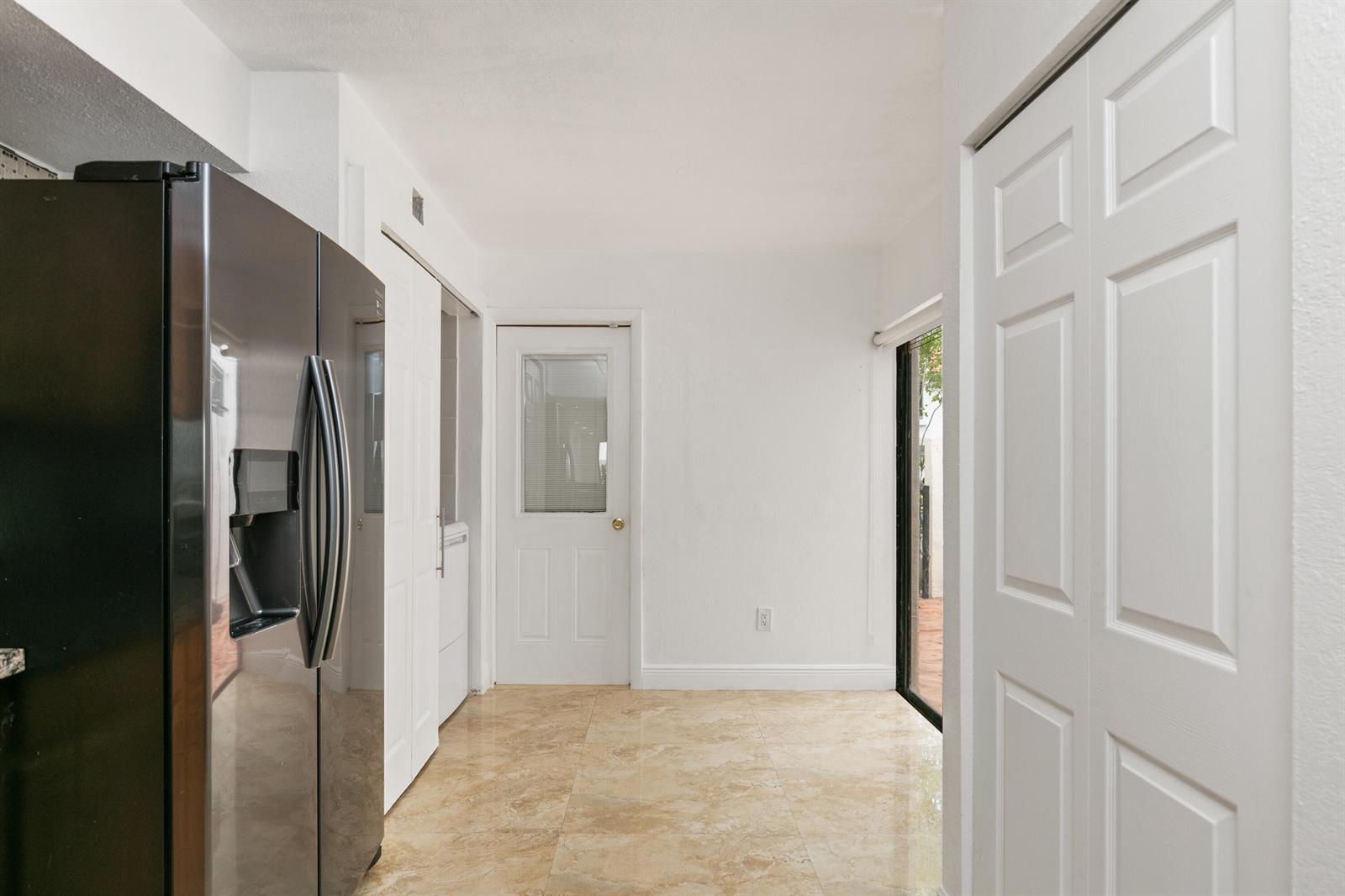 Photo of 3530 Magellan (3530), Aventura, Florida, 33180 - 2M8A5702