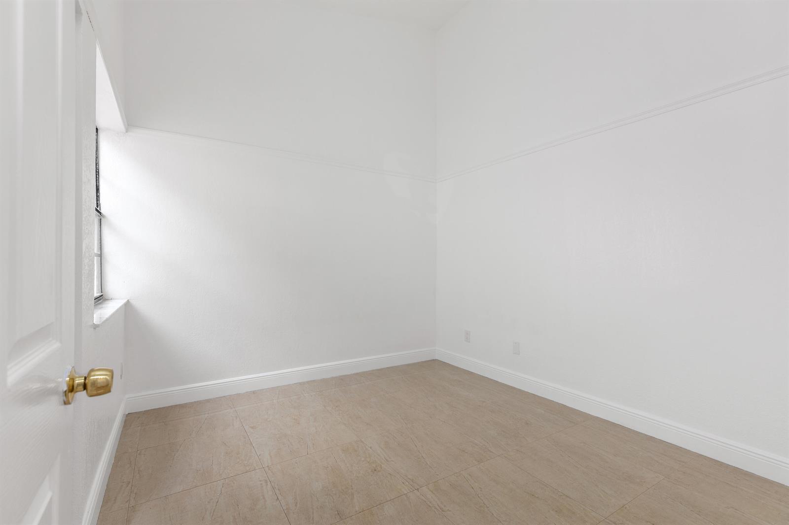 Photo of 3530 Magellan (3530), Aventura, Florida, 33180 - 2M8A5677