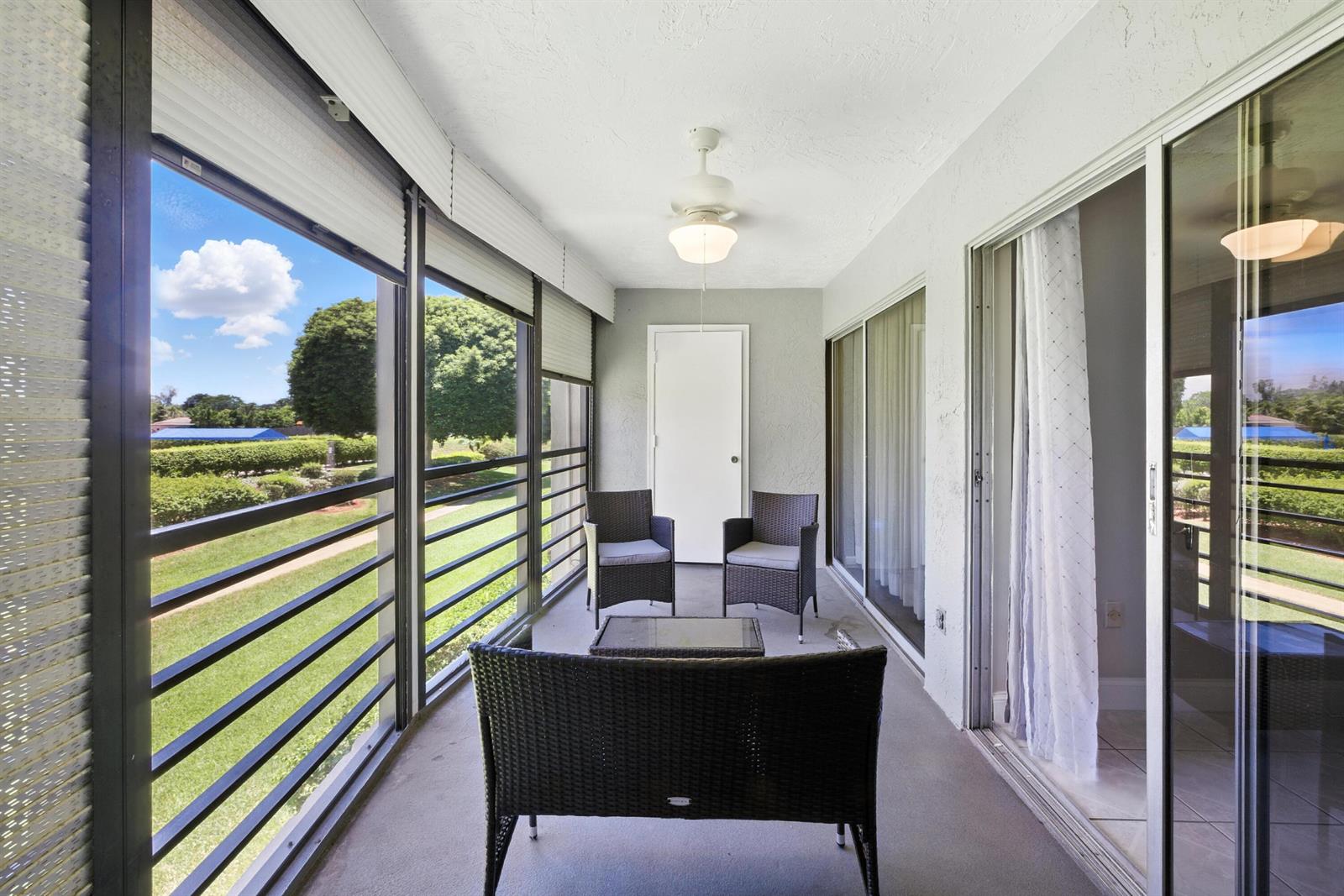 202 2 / 2 1160 sq. ft. $ 2026-06-20 0 Photo