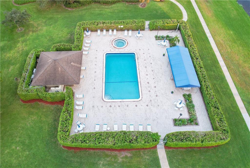 202 2 / 2 1160 sq. ft. $ 2026-06-20 0 Photo