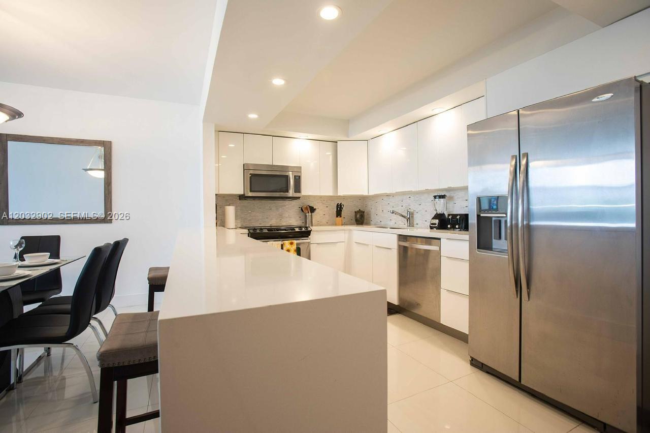Photo of 19370 Collins Ave #423, Sunny Isles Beach, Florida, 33160 -