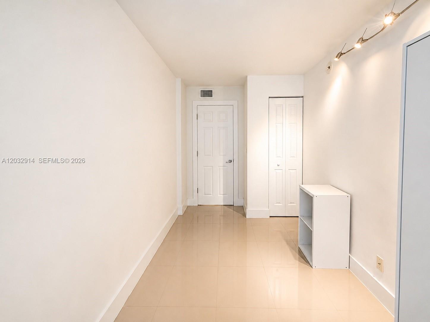 Photo of 1865 Ocean Dr  #8I, Hallandale Beach, Florida, 33009 - 