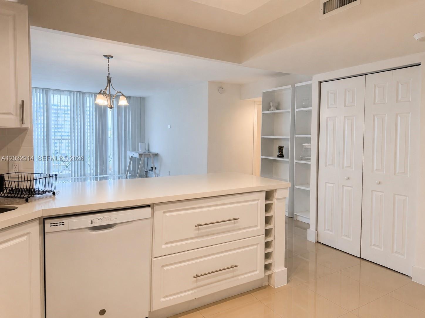 Photo of 1865 Ocean Dr  #8I, Hallandale Beach, Florida, 33009 - 