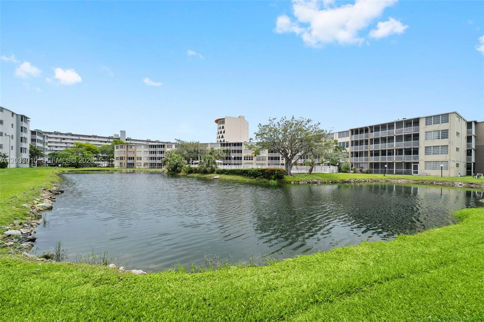 See details 302-1 2 / 2 1674 sq. ft. $ 2026-06-08 0 Photo