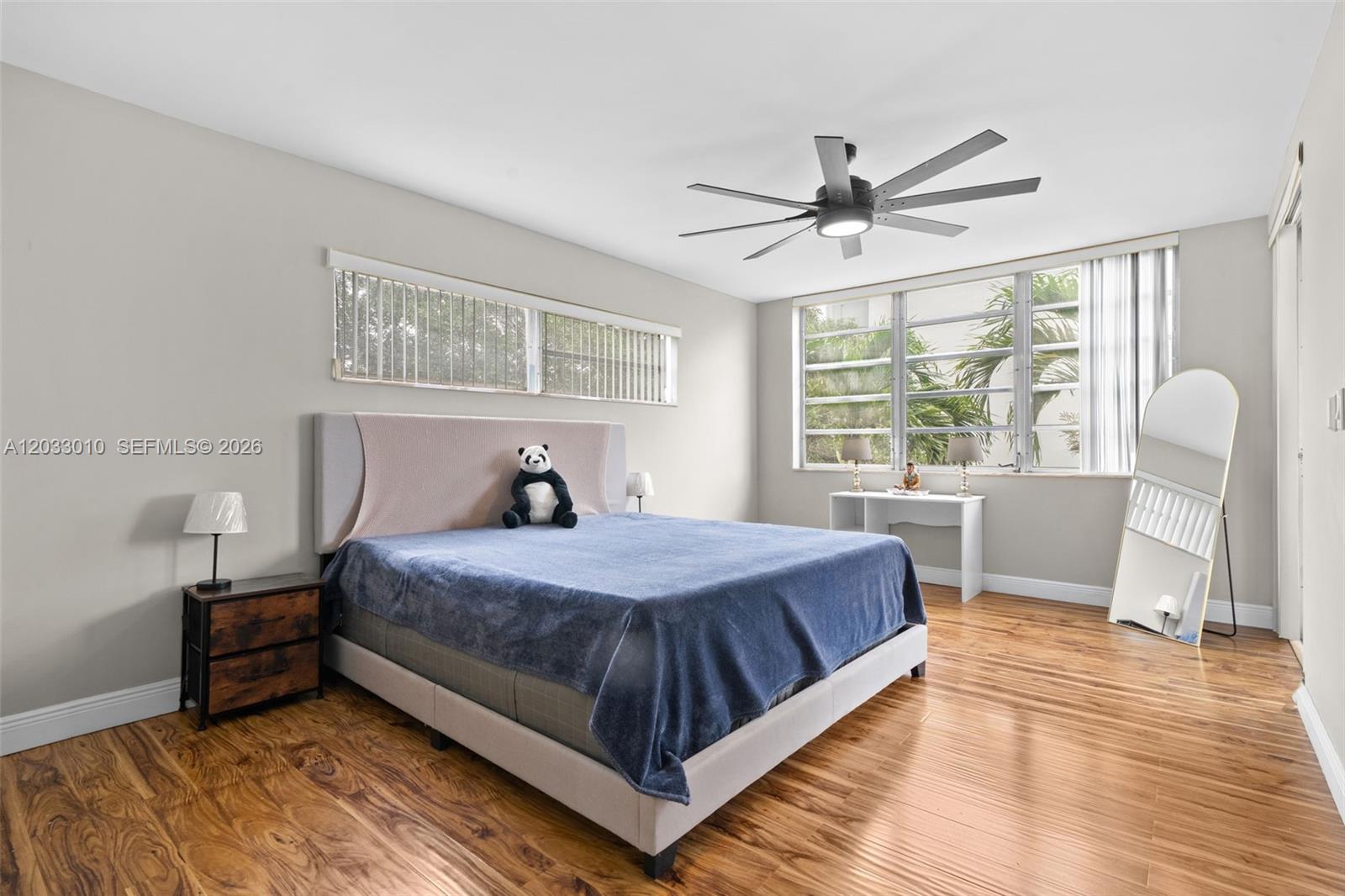 See details 302-1 2 / 2 1674 sq. ft. $ 2026-06-08 0 Photo