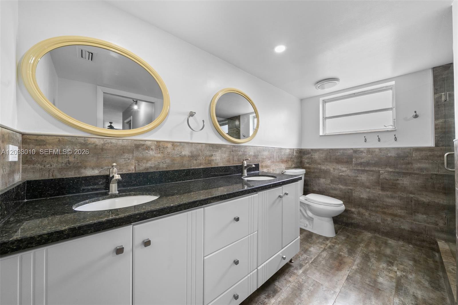 See details 302-1 2 / 2 1674 sq. ft. $ 2026-06-08 0 Photo