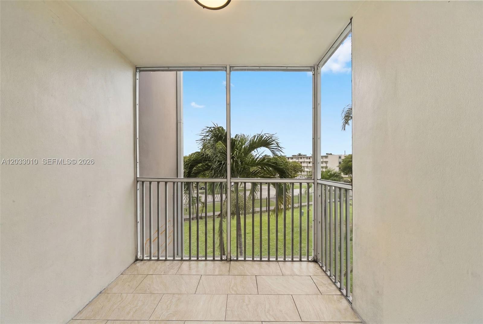 See details 302-1 2 / 2 1674 sq. ft. $ 2026-06-08 0 Photo