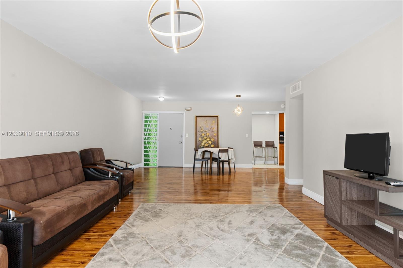 See details 302-1 2 / 2 1674 sq. ft. $ 2026-06-08 0 Photo