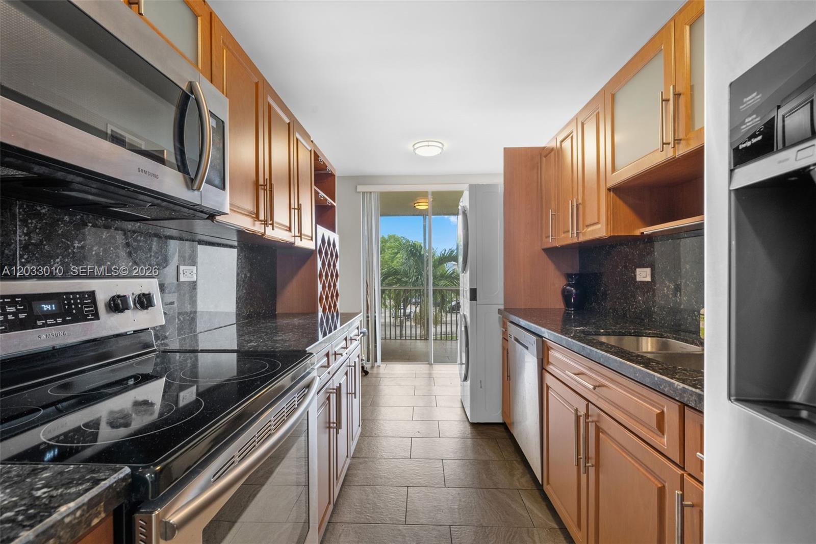 See details 302-1 2 / 2 1674 sq. ft. $ 2026-06-08 0 Photo