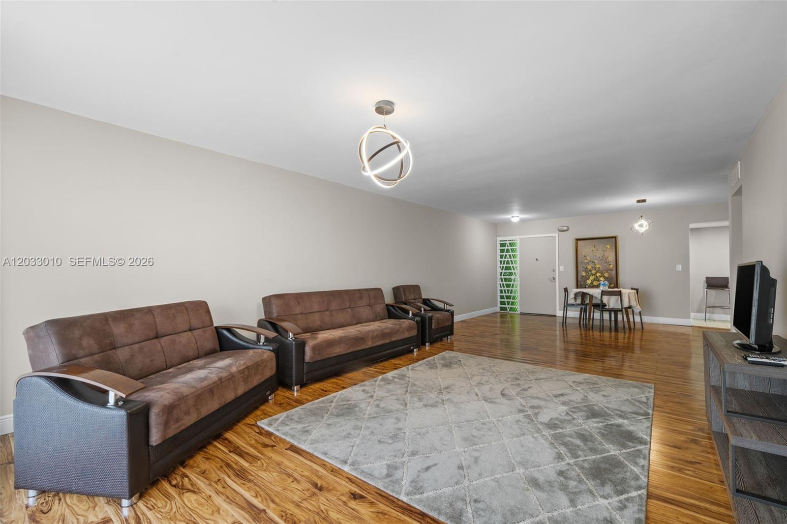 See details 302-1 2 / 2 1674 sq. ft. $ 2026-06-08 0 Photo