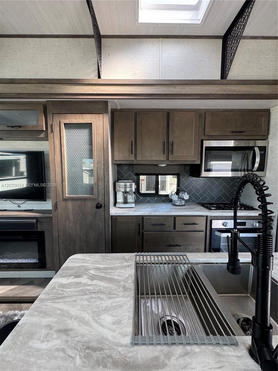 Ver detalles / sq. ft. $ 2026-06-08 0 foto