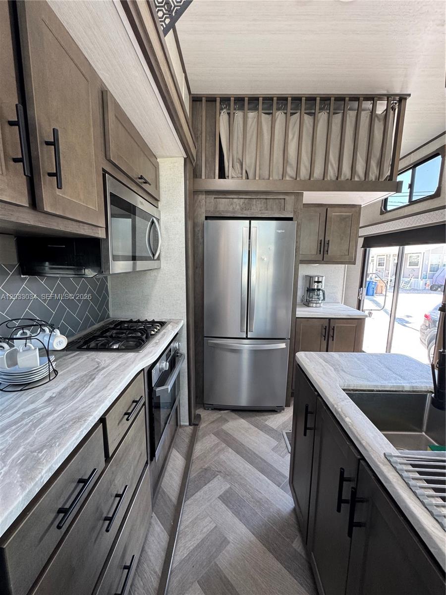 Ver detalles / sq. ft. $ 2026-06-08 0 foto