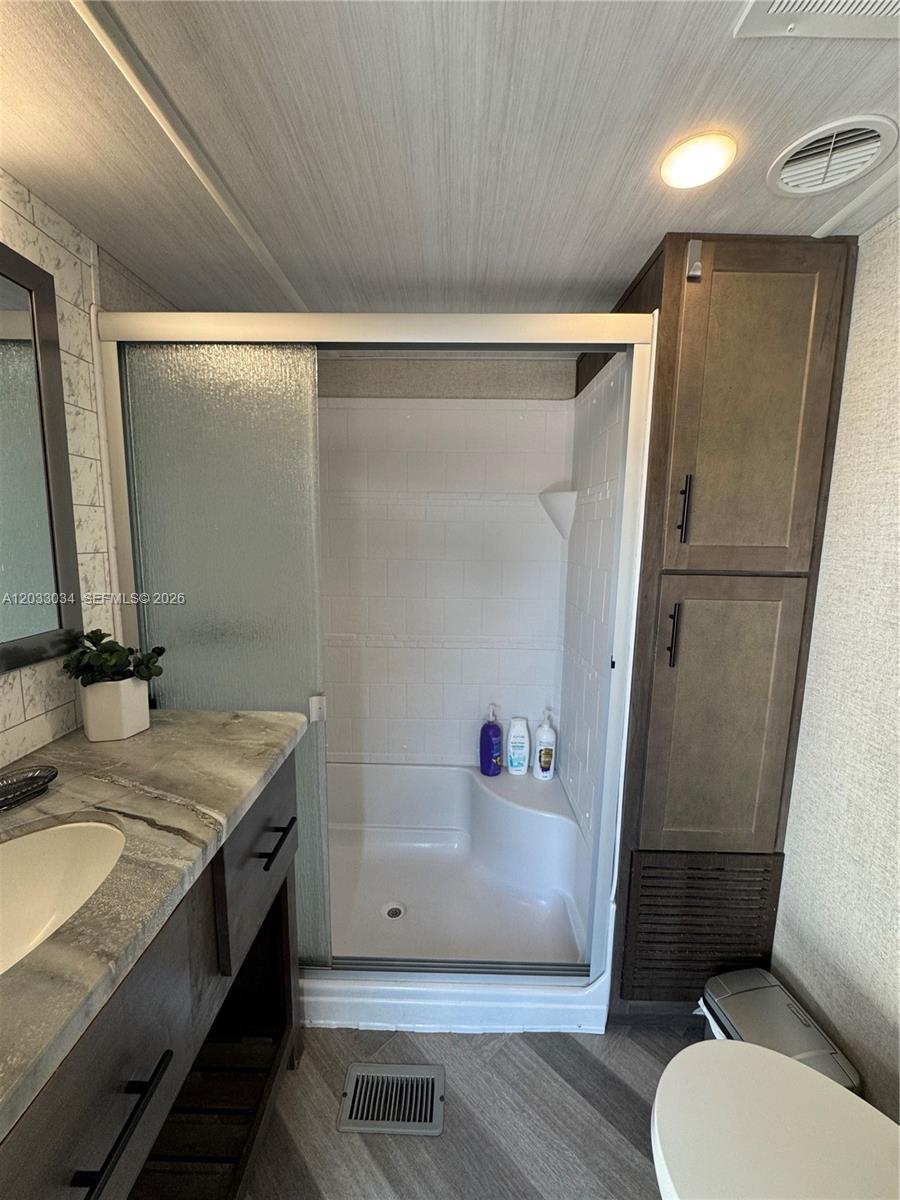 Ver detalles / sq. ft. $ 2026-06-08 0 foto