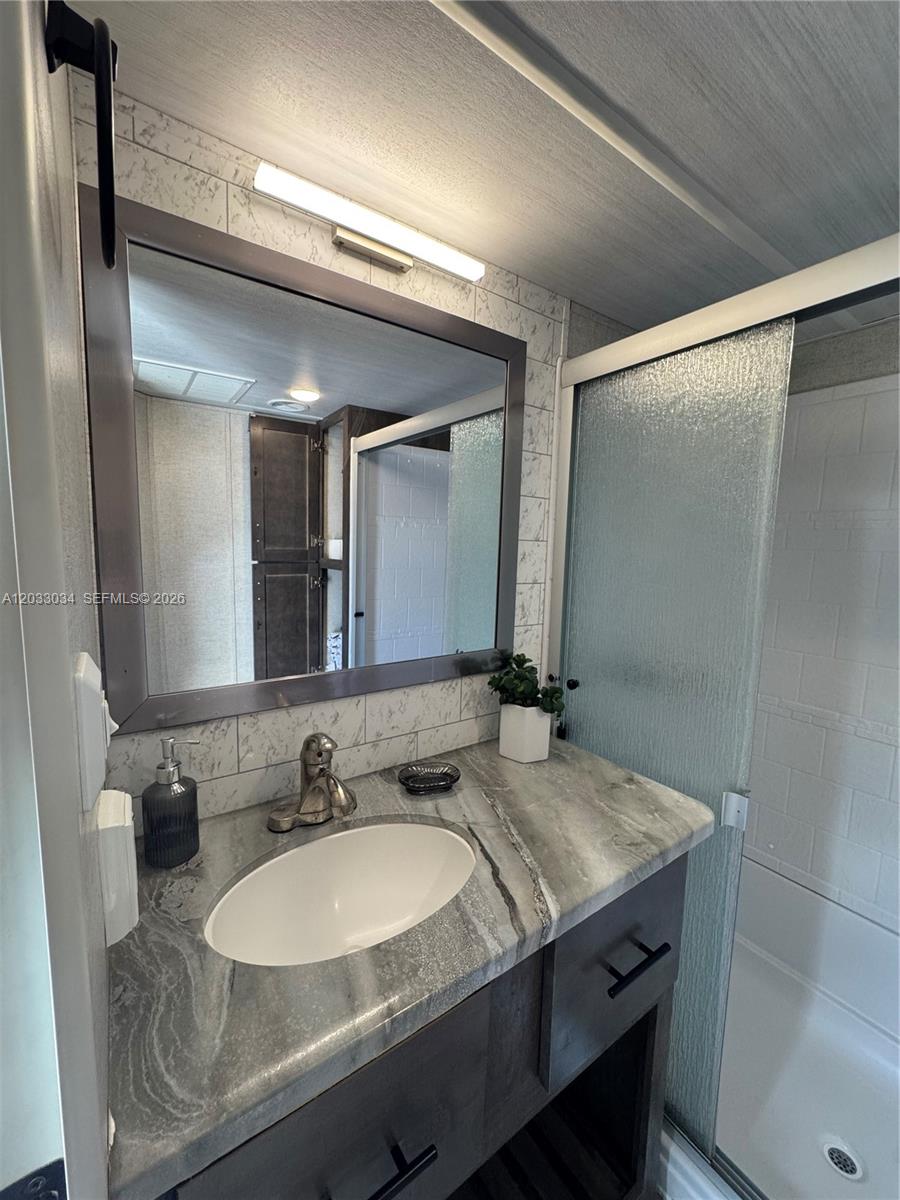 Ver detalles / sq. ft. $ 2026-06-08 0 foto