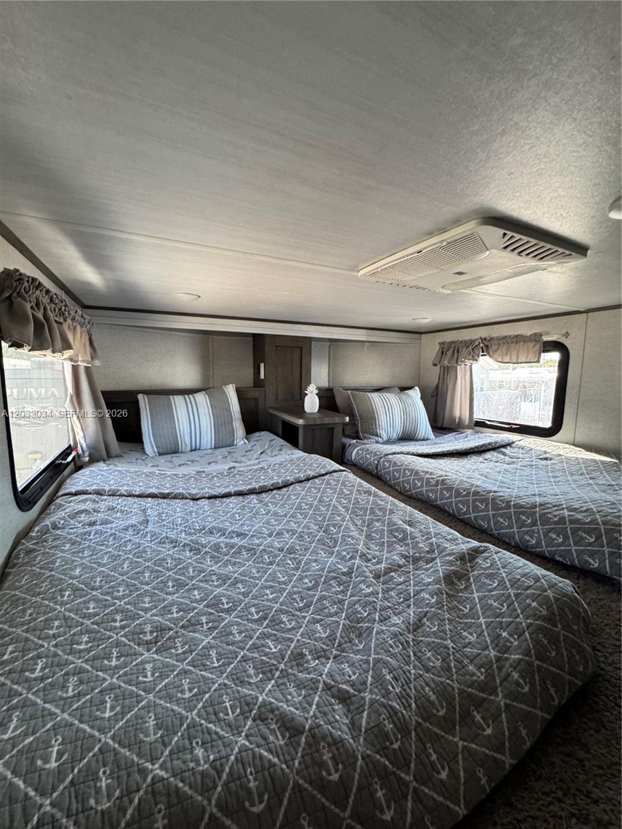 Ver detalles / sq. ft. $ 2026-06-08 0 foto