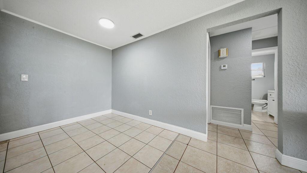   / 0 2218 sq. ft. $ 2026-06-08 0 foto