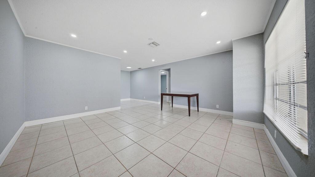   / 0 2218 sq. ft. $ 2026-06-08 0 foto