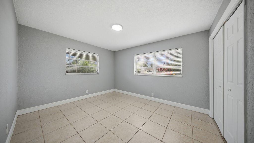   / 0 2218 sq. ft. $ 2026-06-08 0 foto