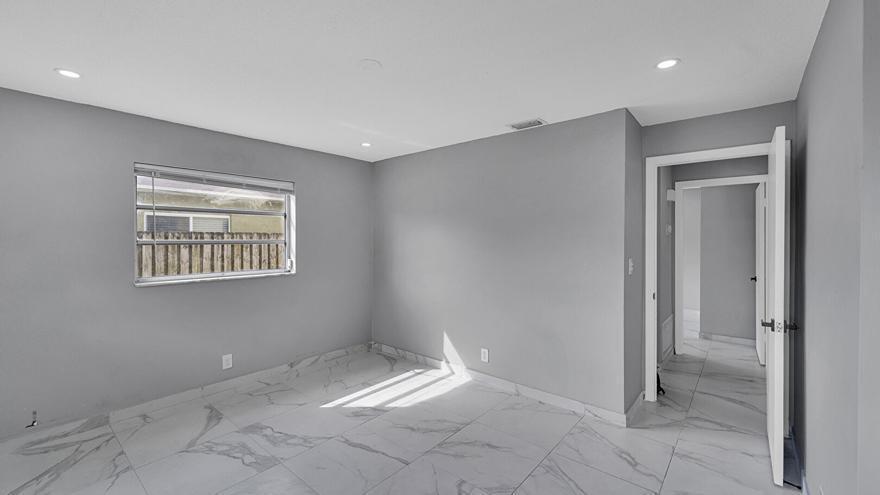   / 0 2218 sq. ft. $ 2026-06-08 0 foto
