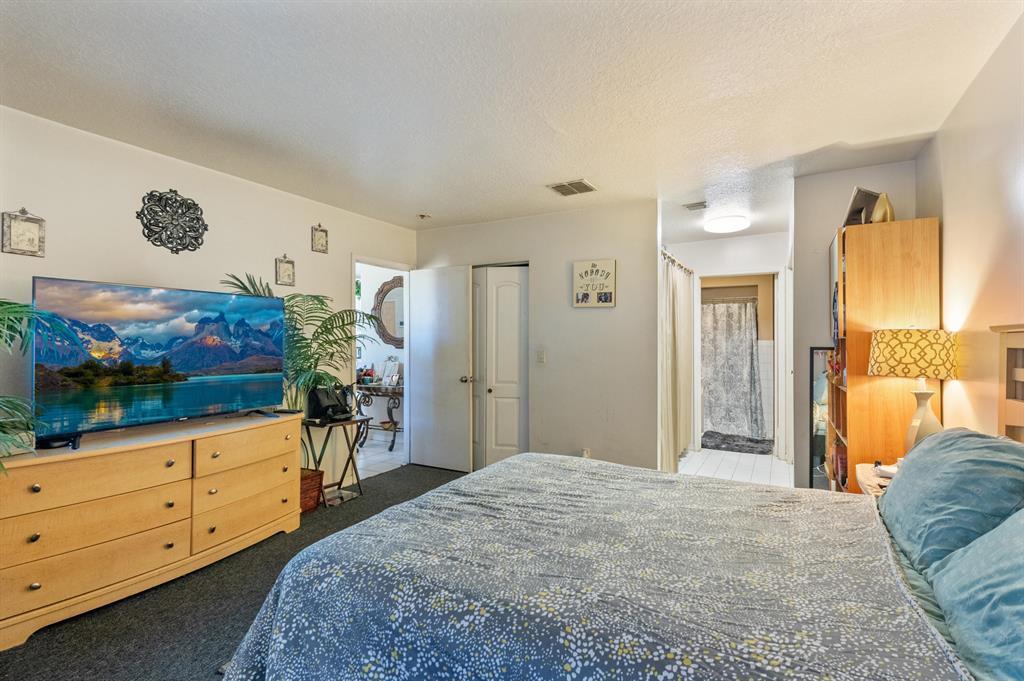  / 0 2412 sq. ft. $ 2026-06-21 0 foto