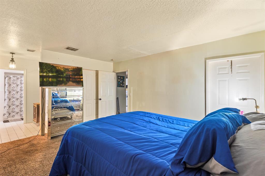  / 0 2412 sq. ft. $ 2026-06-21 0 foto