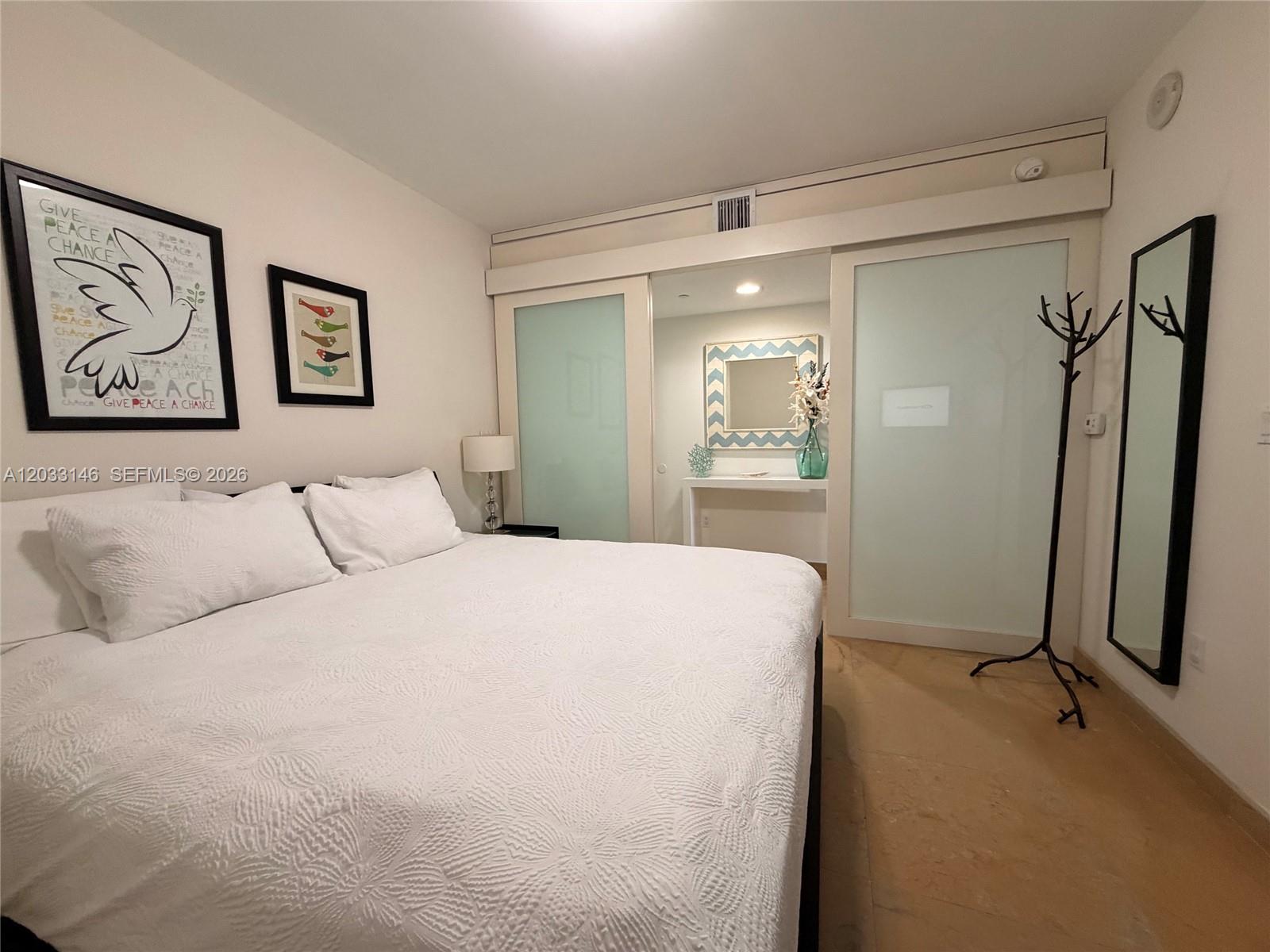 2412 1 / 1 844 sq. ft. $ 2026-06-08 0 Photo