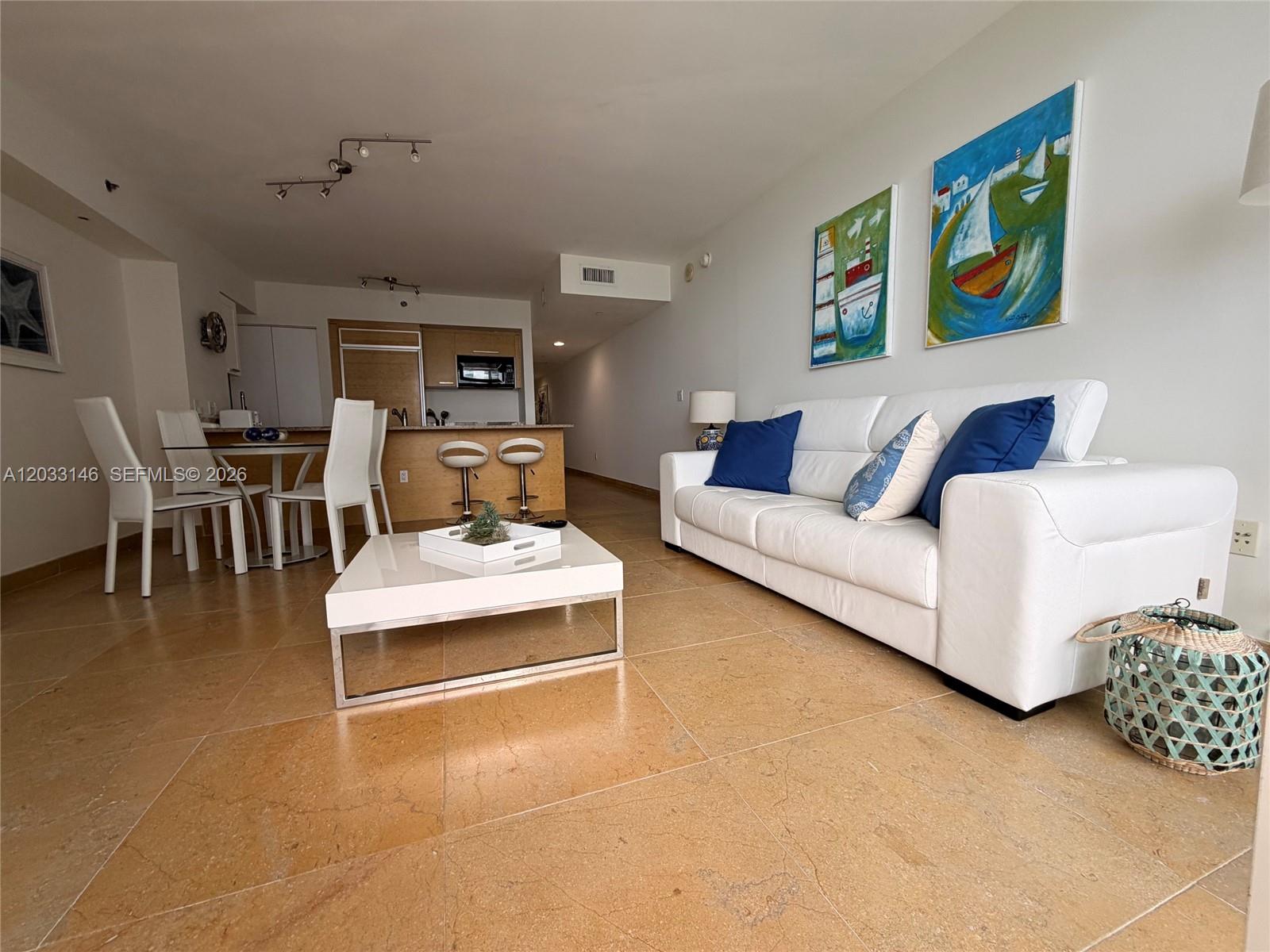 2412 1 / 1 844 sq. ft. $ 2026-06-08 0 Photo