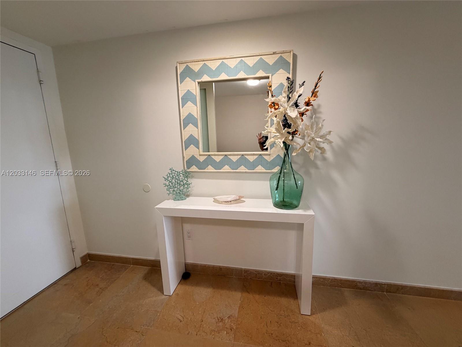 2412 1 / 1 844 sq. ft. $ 2026-06-08 0 Photo