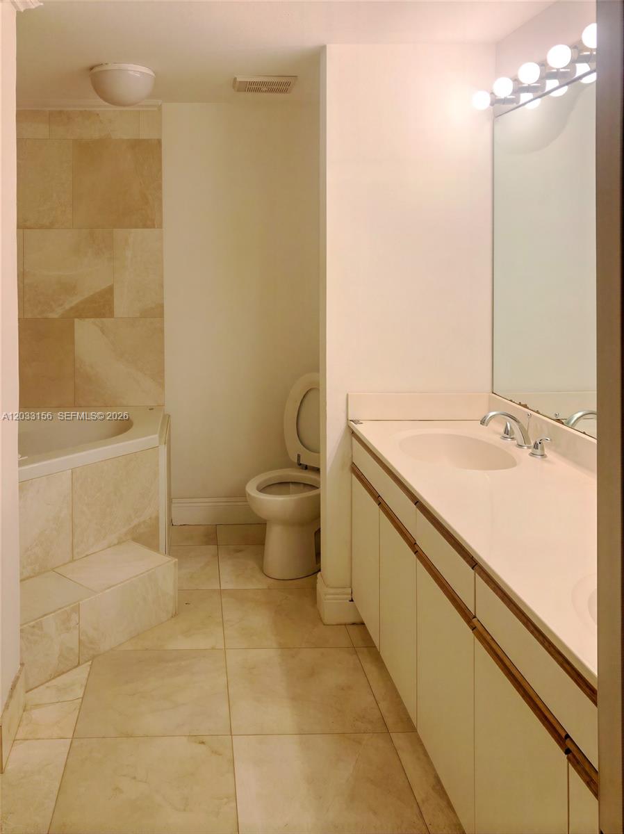 Photo of 3610 Yacht Club Dr #312, Aventura, Florida, 33180 -