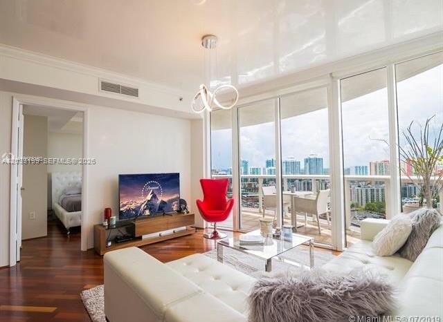 Photo of 17201 Collins Ave #2209, Sunny Isles Beach, Florida, 33160 -