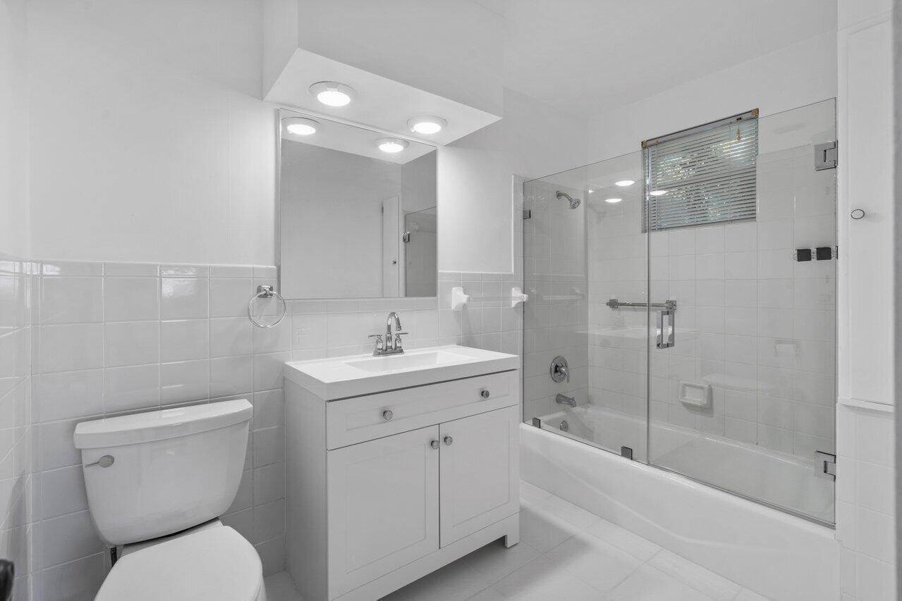   / 0 1233 sq. ft. $ 2026-06-18 0 foto