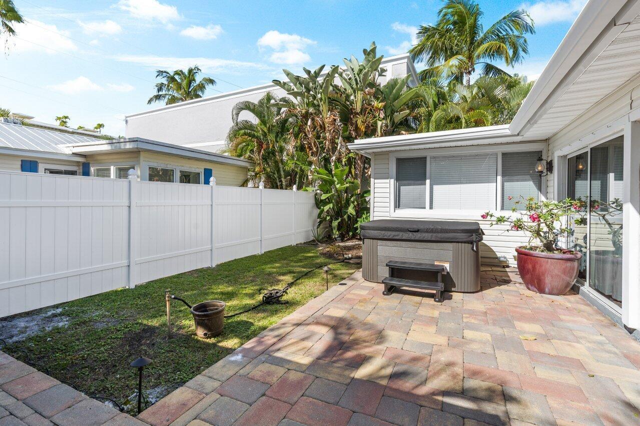   / 0 1233 sq. ft. $ 2026-06-18 0 foto