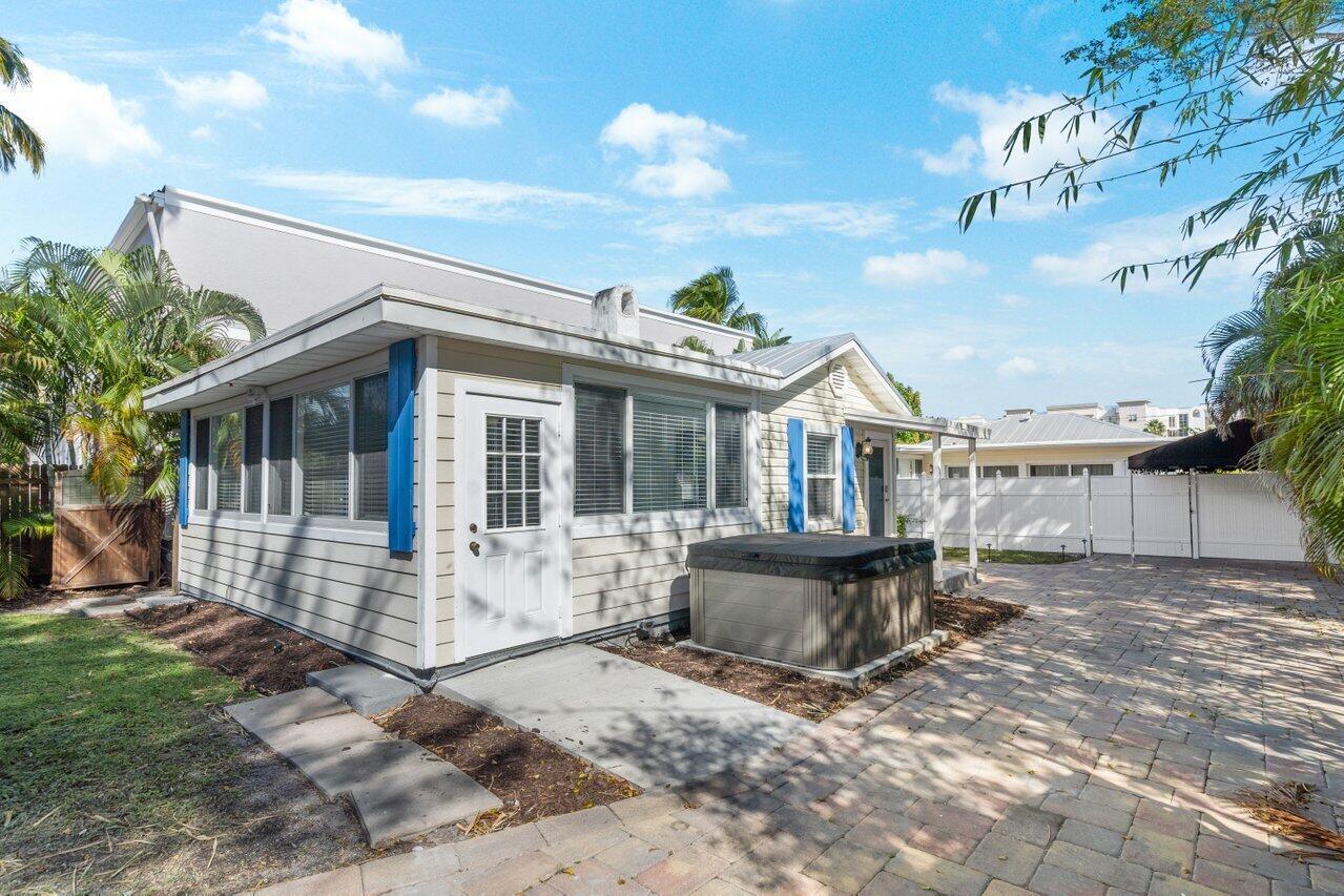   / 0 1233 sq. ft. $ 2026-06-18 0 foto
