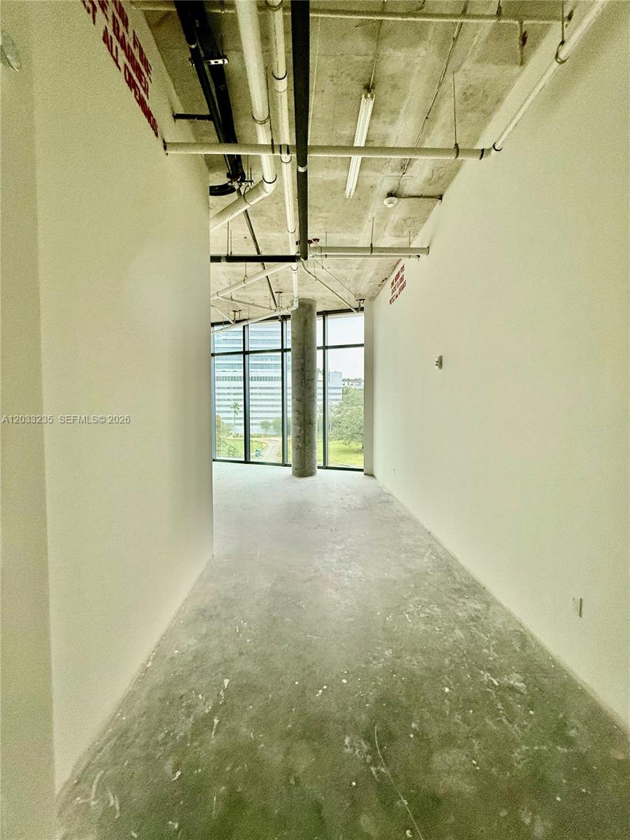 301  /   sq. ft. $ 2026-06-08 0 Photo