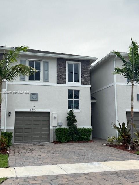  3 / 3 1628 sq. ft. $ 2026-07-09 0 foto
