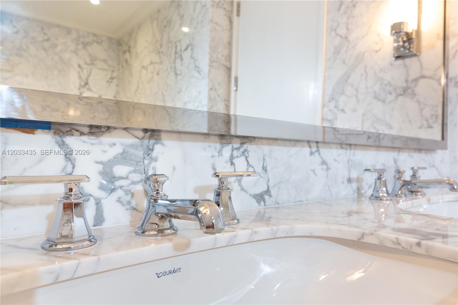 1403 2 / 3 1447 sq. ft. $ 2026-06-08 0 foto