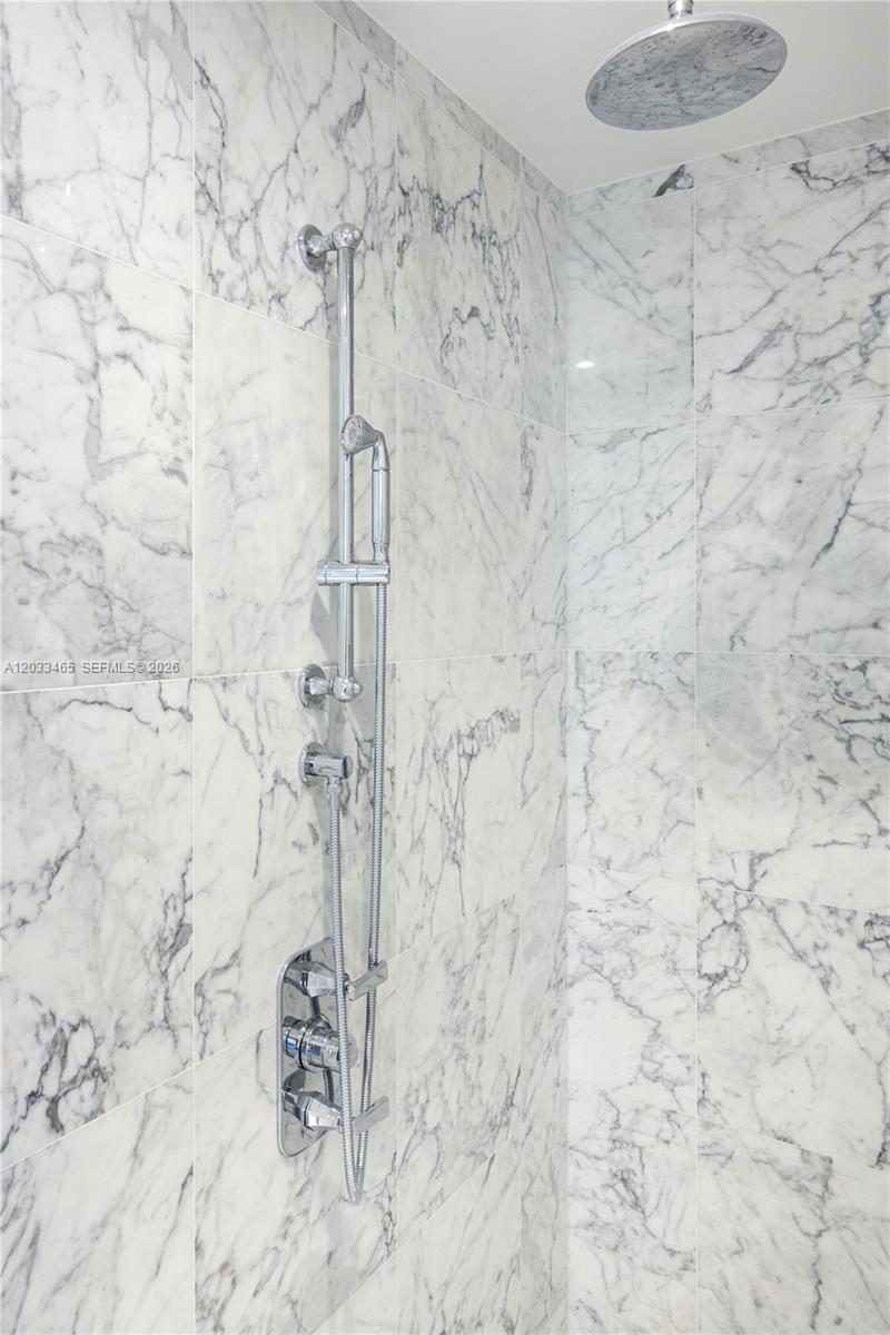 1403 2 / 3 1447 sq. ft. $ 2026-06-08 0 Photo