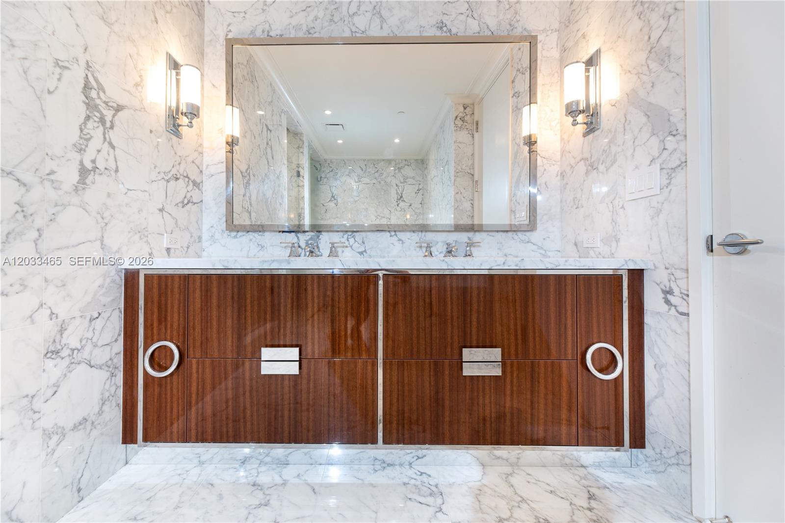 1403 2 / 3 1447 sq. ft. $ 2026-06-08 0 Photo