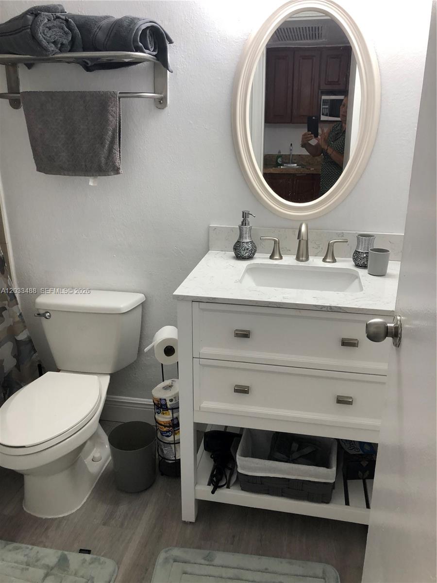 Photo of 19201 Collins Ave #806, Sunny Isles Beach, Florida, 33160 -