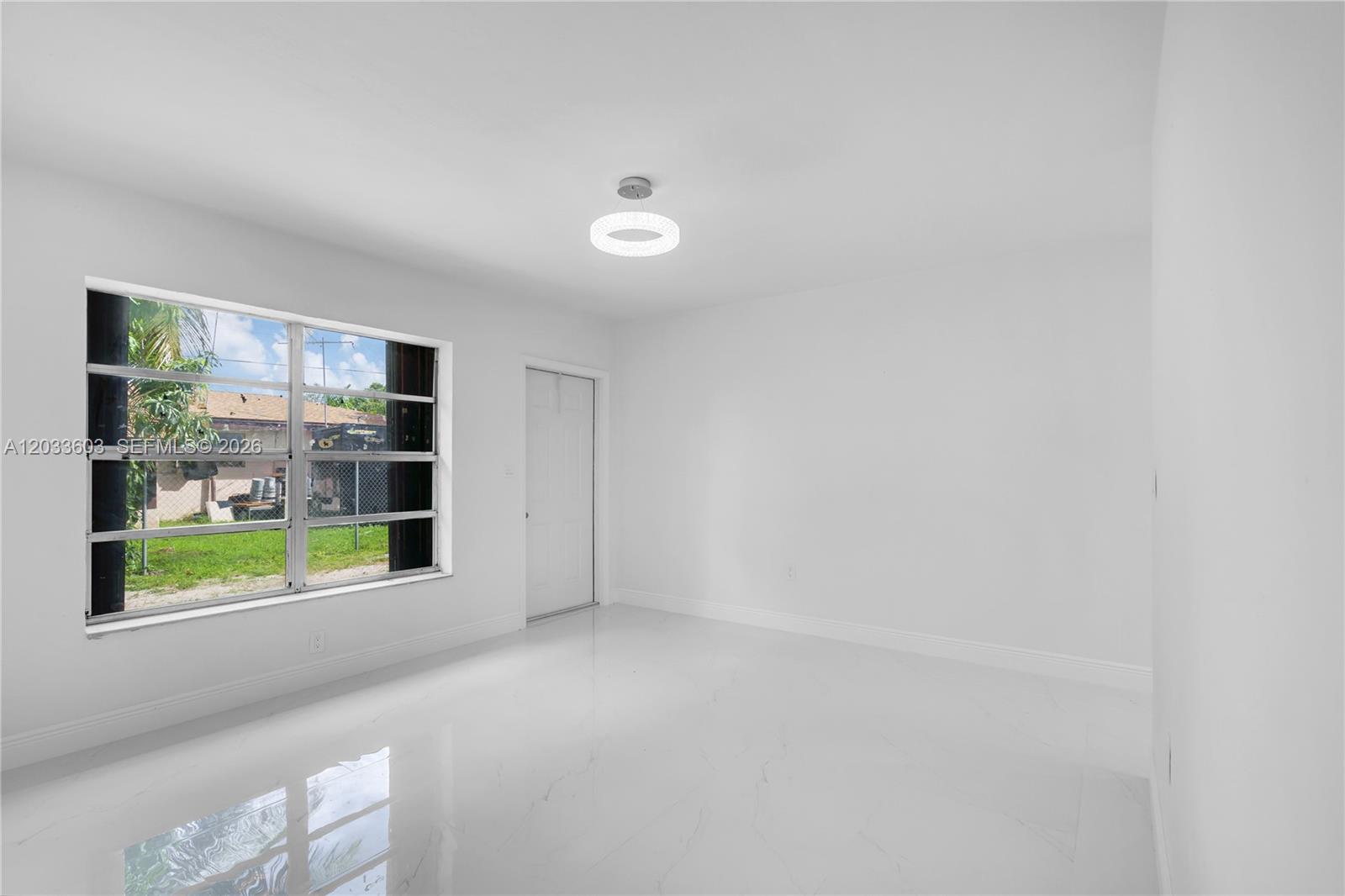 See details / 1500 sq. ft. $ 2026-06-09 0 Photo