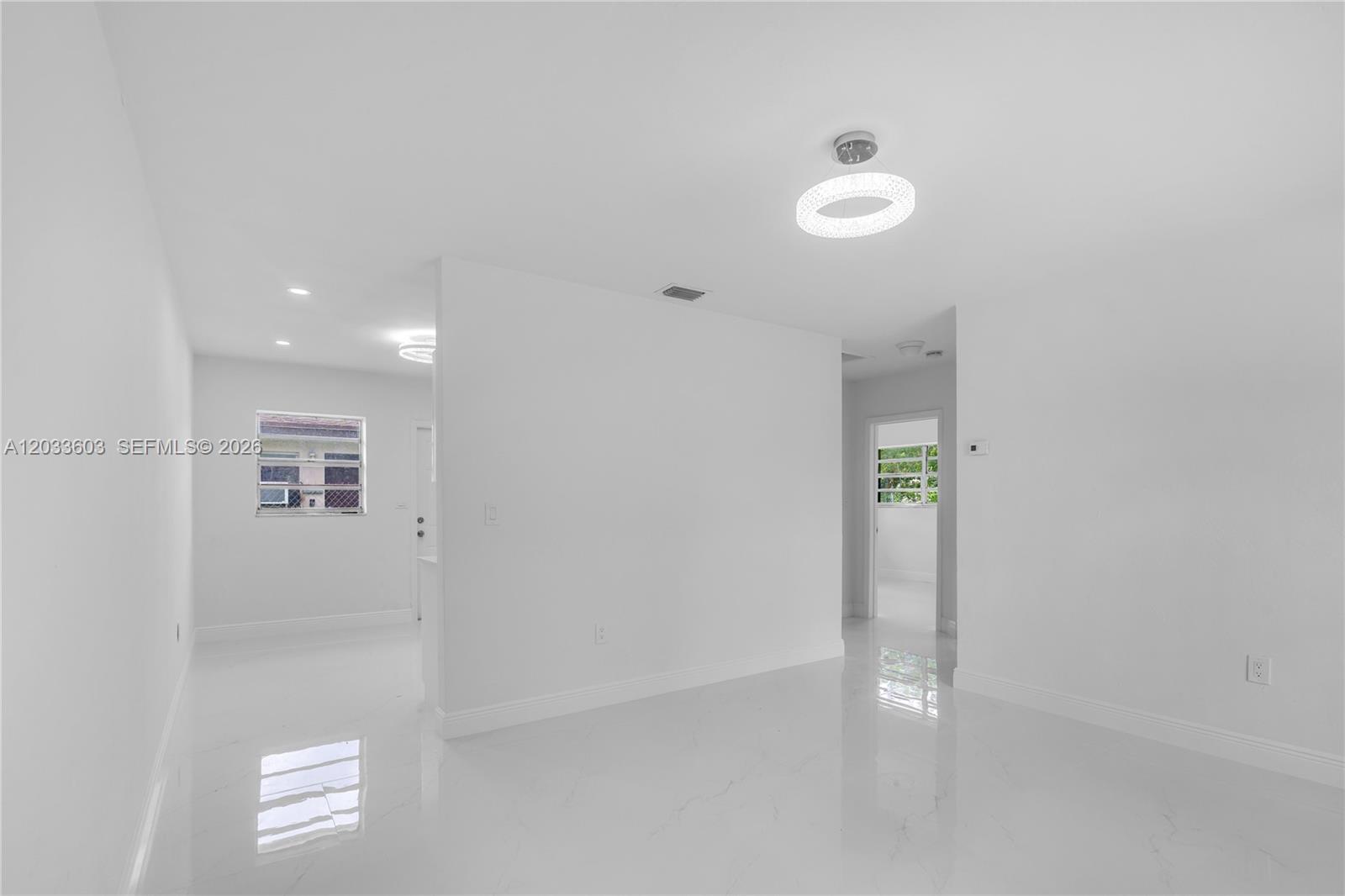 See details / 1500 sq. ft. $ 2026-06-09 0 Photo