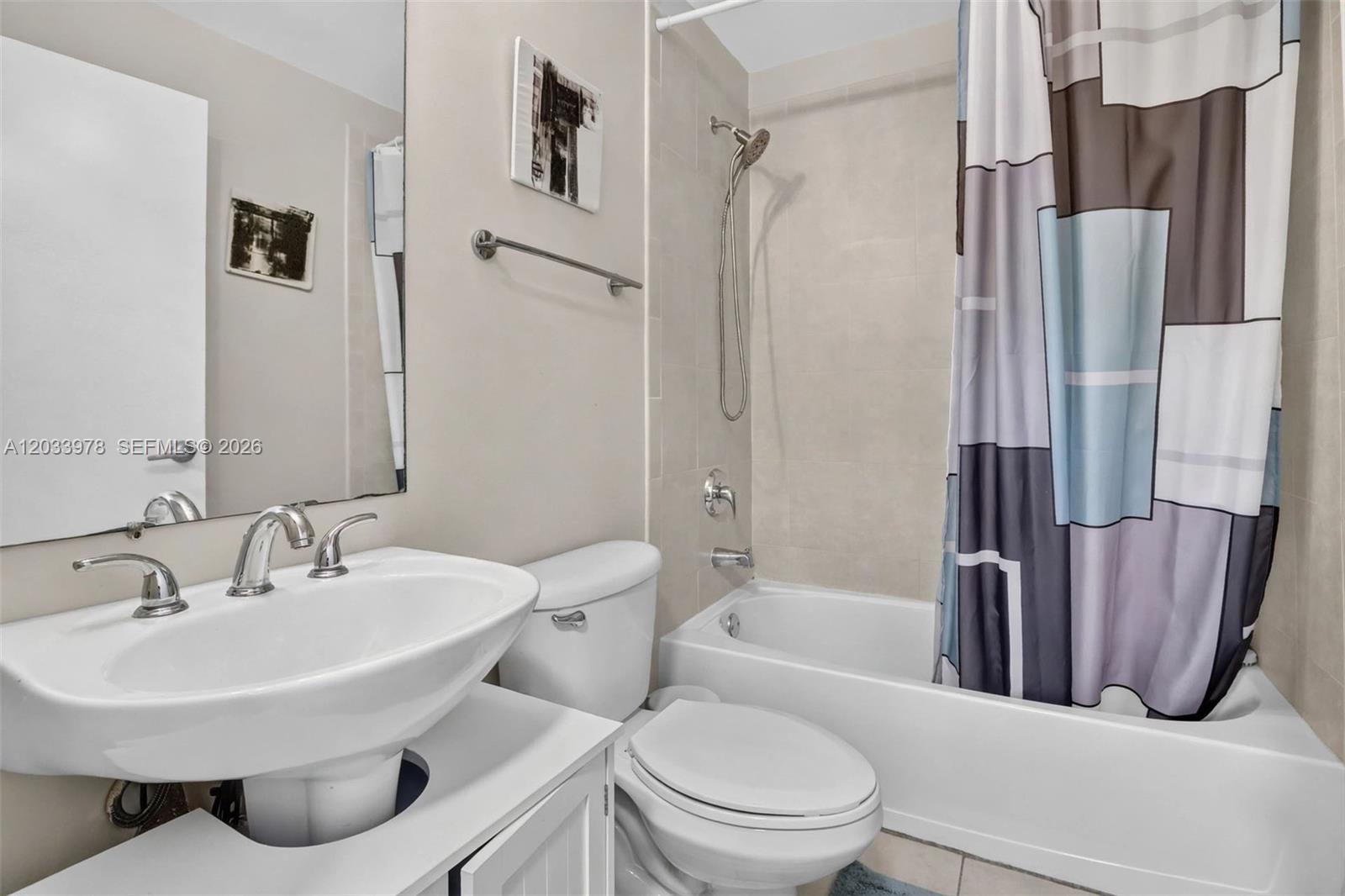 Photo of 3340 190th St  #402, Aventura, Florida, 33180 - 